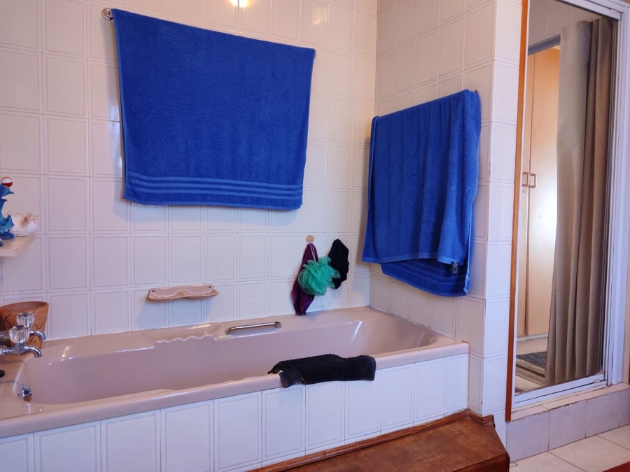 3 Bedroom Property for Sale in Wilkoppies North West